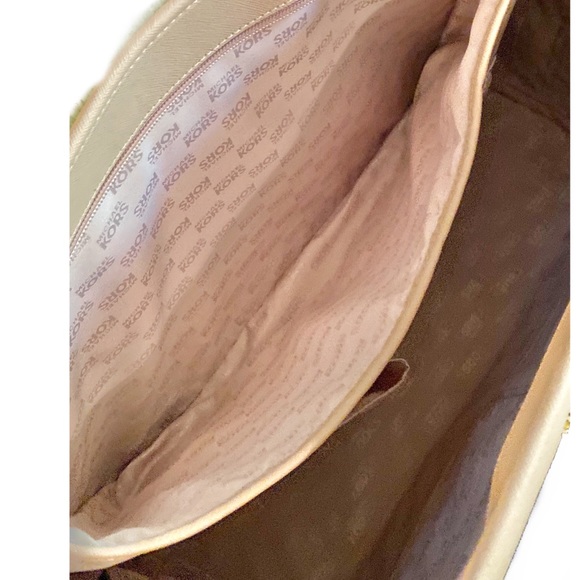 NWT MICHAEL KORS Sady Large Tote Purse - Picture 3 of 7